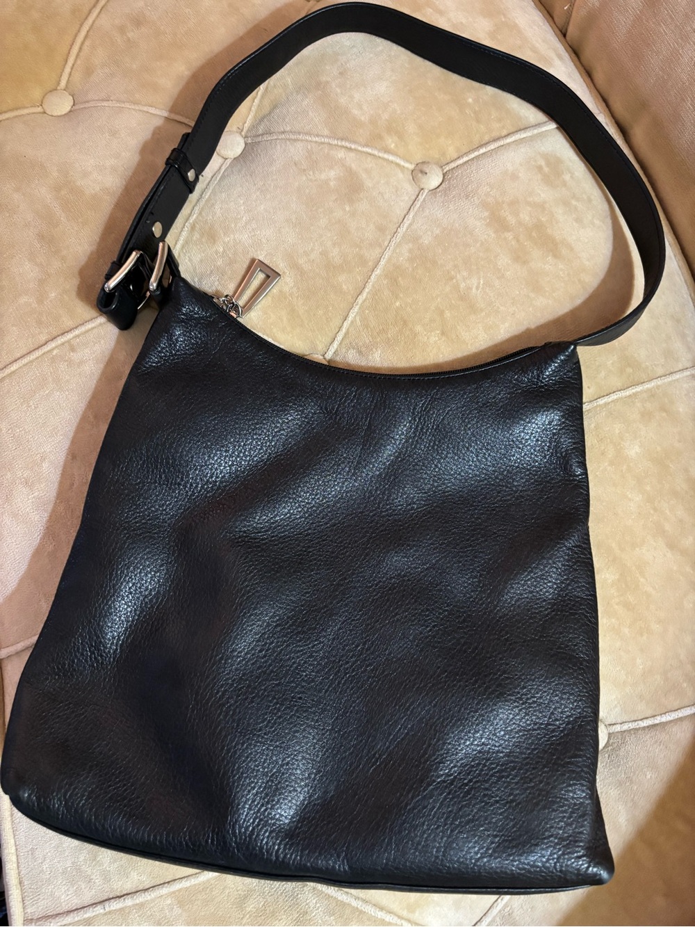 Enzo Angiolini Black Leather Shoulder Hobo